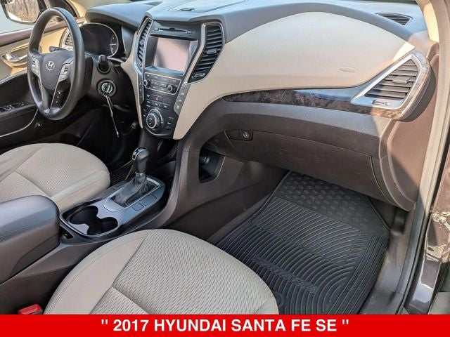 2017 Hyundai Santa Fe SE