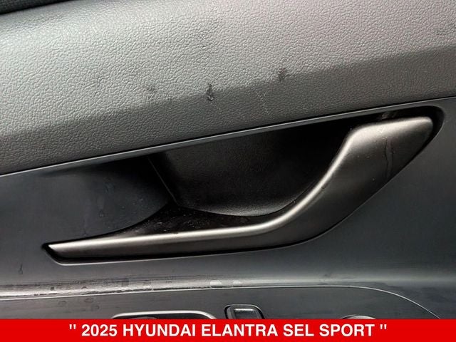 2025 Hyundai Elantra SEL Sport