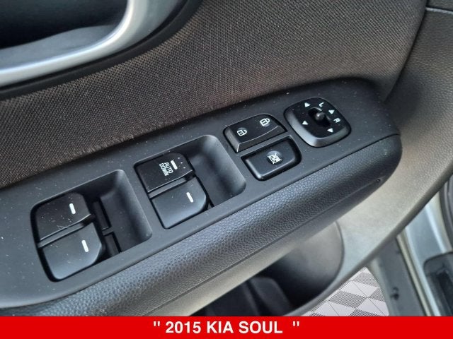 2015 Kia Soul Base