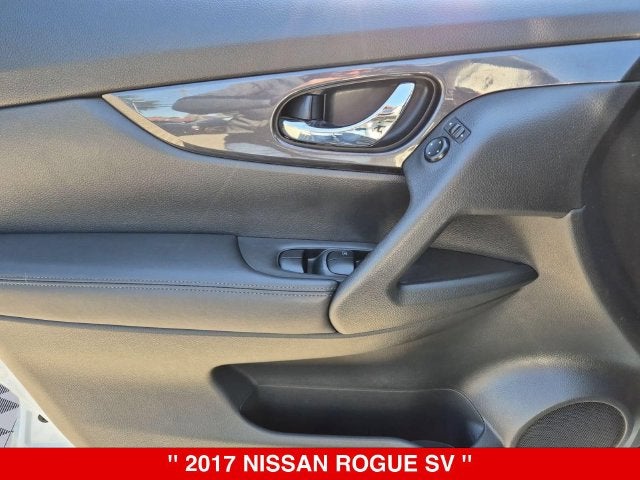 2017 Nissan Rogue SV