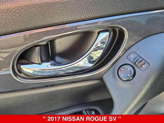 2017 Nissan Rogue SV