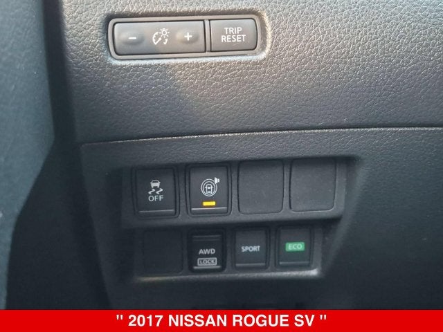 2017 Nissan Rogue SV