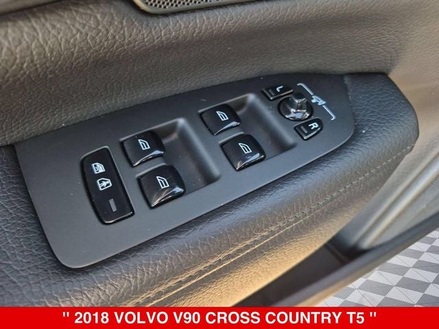 2018 Volvo V90 Cross Country T5