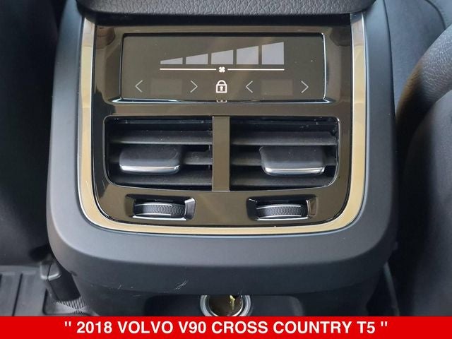 2018 Volvo V90 Cross Country T5