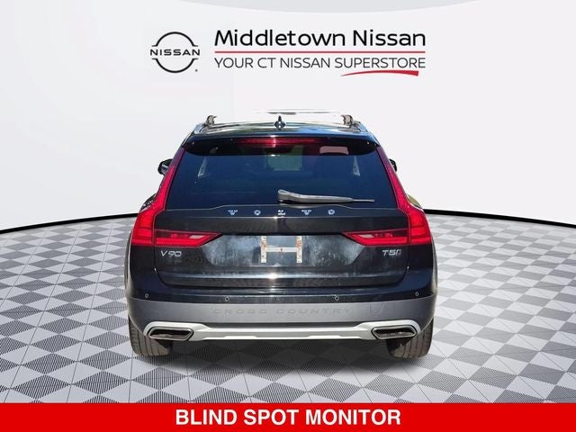 2018 Volvo V90 Cross Country T5